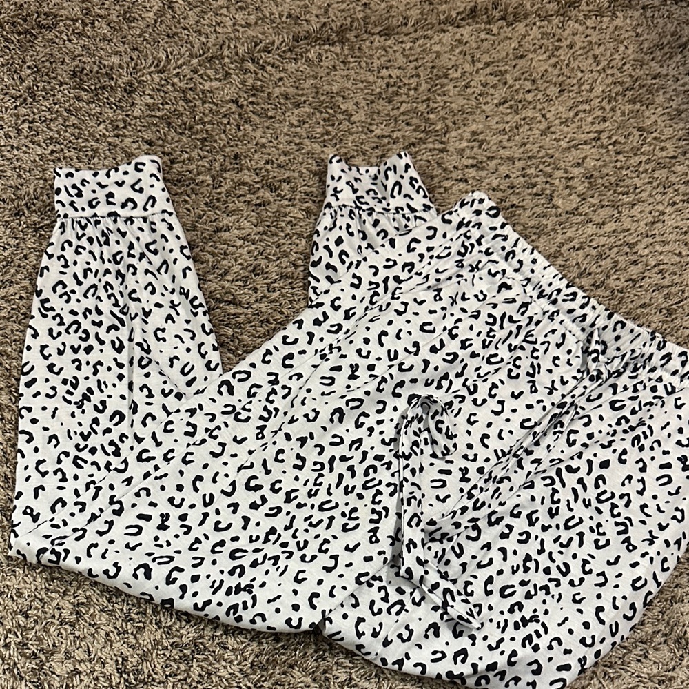 SHEIN Black and White Leopard Print Joggers